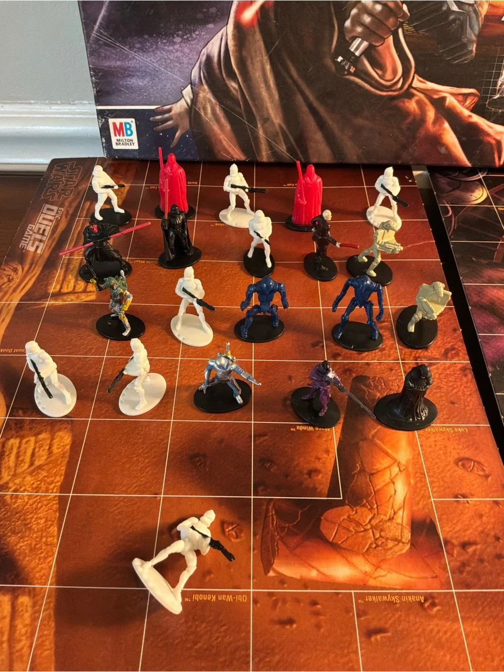 2002 Star Wars Epic Duels Game Set - with 31 painted figures